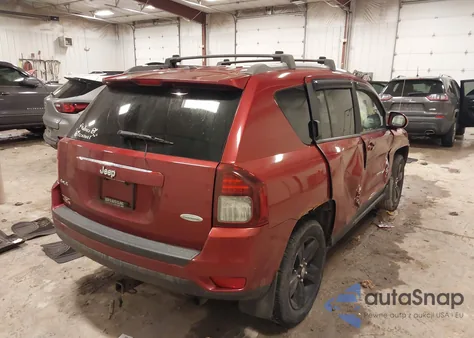 2016 Jeep Compass Latitude из США, поврежденный, VIN 1C4NJDEBXGD781097